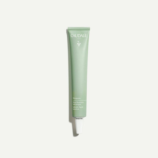 Color Correcting Spot Solution with Salicylic Acid